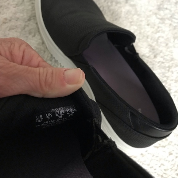 Dr. Scholl's - Picture 7 of 11